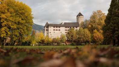 Herbststimmung im Schloss Matzen, © Alpbachtal Tourismus | T. Mühlbacher