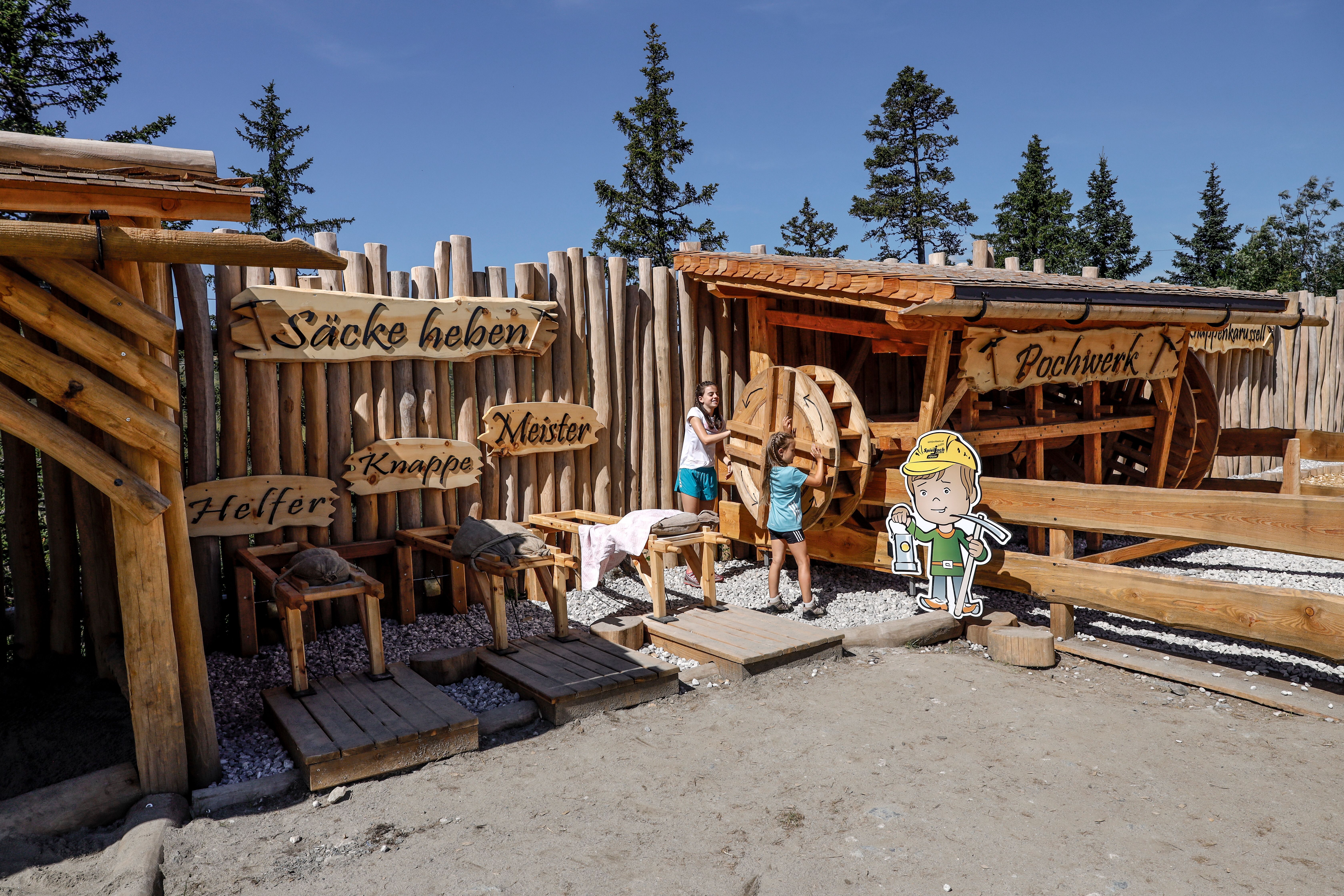 Kristallpark Spieljoch, Holzspielplatz