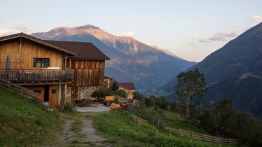Das Dorf Zedlach liegt oberhalbt von Matrei am Fu&szlig;e des Gro&szlig;venediger-Massivs., © Tirol Werbung/Lisa Hörterer