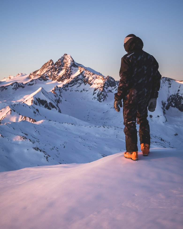 Skitour aufs B&ouml;se Weibl mit Blick auf den Gro&szlig;glockner&nbsp;
, © TVB Osttirol / Herdieckerhoff Thomas 