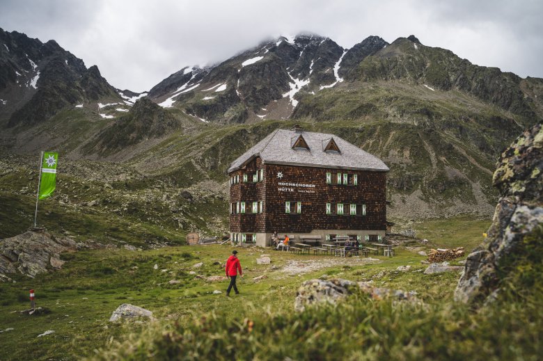 Auf der Hochschoberh&uuml;tte kommt nur Regionales auf den Tisch.
, © TVB Osttirol, Thomas Herdieckerhoff