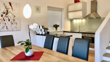 Die gemütliche Wohnküche für bis zu 10 Gäste, © Panorama Lounge