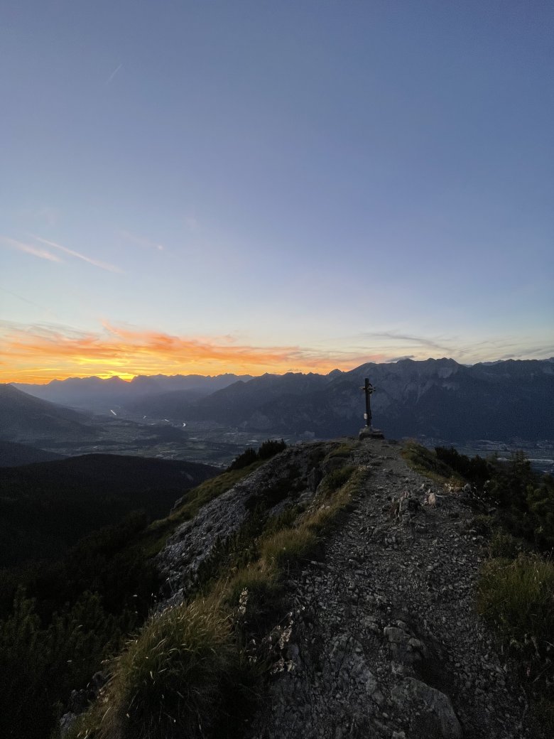 Sonnenaufgang am Pfriemesköpfl, © Johanna Herzog