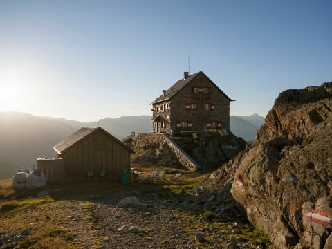 Erlanger H&uuml;tte.&nbsp;
, © Tirol Werbung, Jens Schwarz