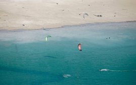 Kitesurfen am Achensee, Badestrand Buchau, © Achensee Tourismus