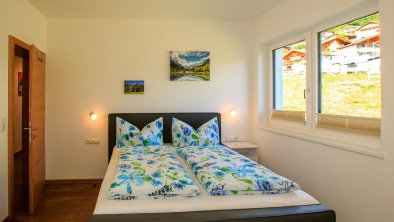 Schlafzimmer 2