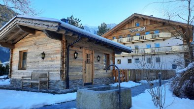 Rosenhof im Zillertal mit Saunahütte, © Familie Moigg