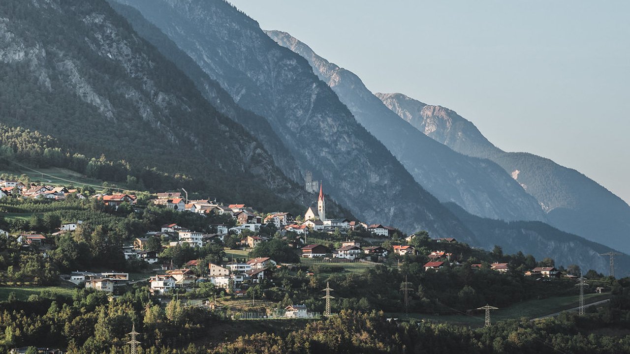 Stanz bei Landeck im Sommer, © Tirol West/Roman Huber