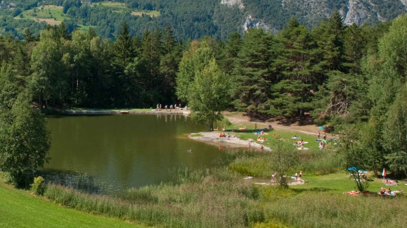 Badeweiher Trams, © Ferienregion TirolWest / Albin Niederstrasser