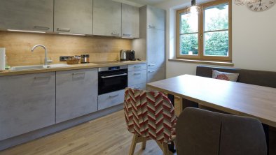 Küche und Essbereich 4-Personen Appartement