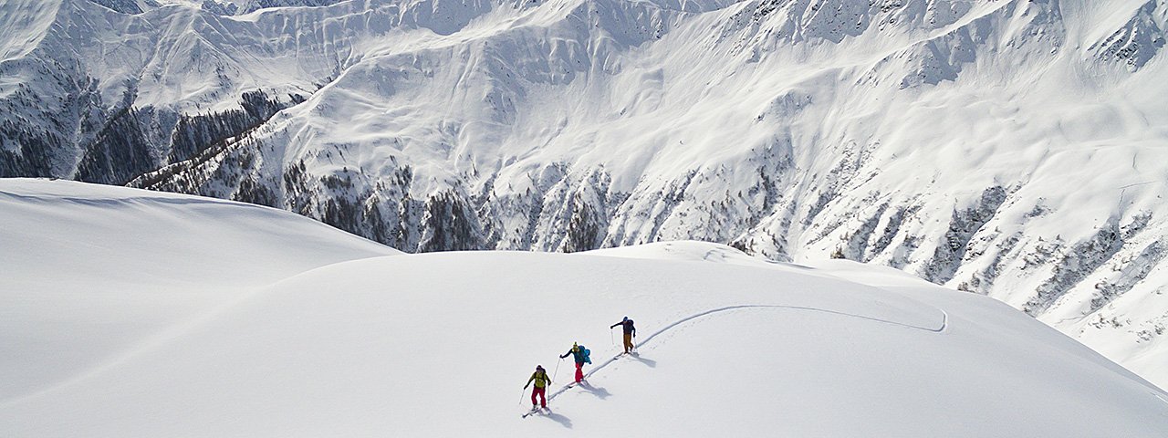 Das Austria Skitourenfestival entführt 2024 wieder in die schönsten Reviere Osttirols, © W9 Studios