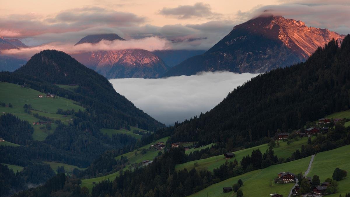 Das Alpbachtal ist ein Seitental des Inntals und besteht aus lediglich zwei Gemeinden: Reith im Alpbachtal und Alpbach, dessen Weiler Inneralpbach den Talschluss bildet., © Alpbachtal Tourismus / A. Campanile