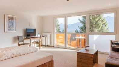 PanoramaStudio mit Blick ins Tal, © Panoramahotel Talhof