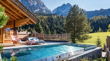 laposch-luxusvilla-chalet-pool-tirol