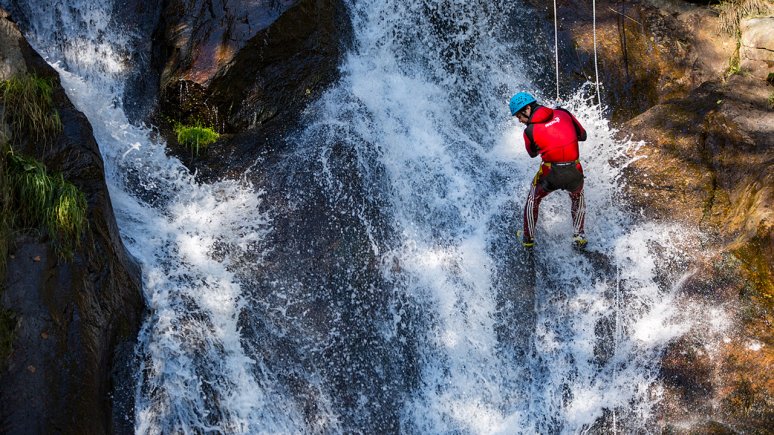 Canyoning-Tour „Acapulco Hotline“ im Ötztal, © Area47