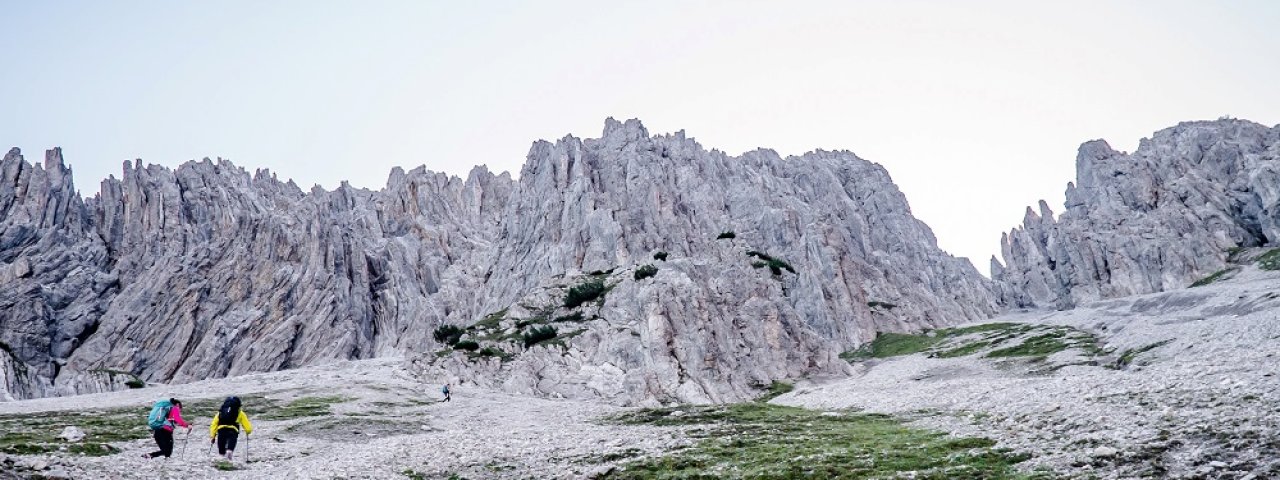 Auf der 2. Etappe des Karwendel-Höhenwegs, © bizcomburns_craftfilm