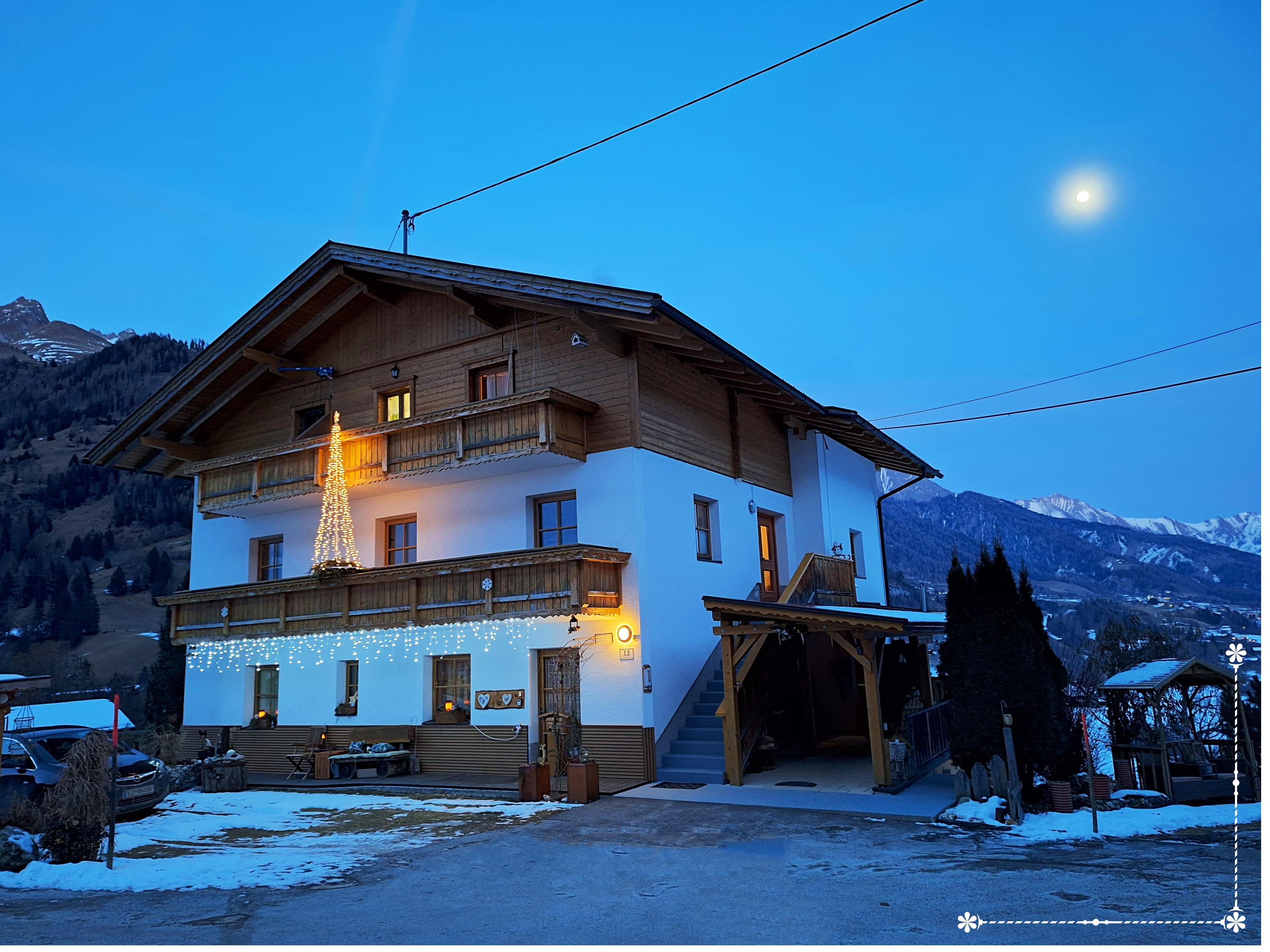 Winterstimmung - Hausansicht