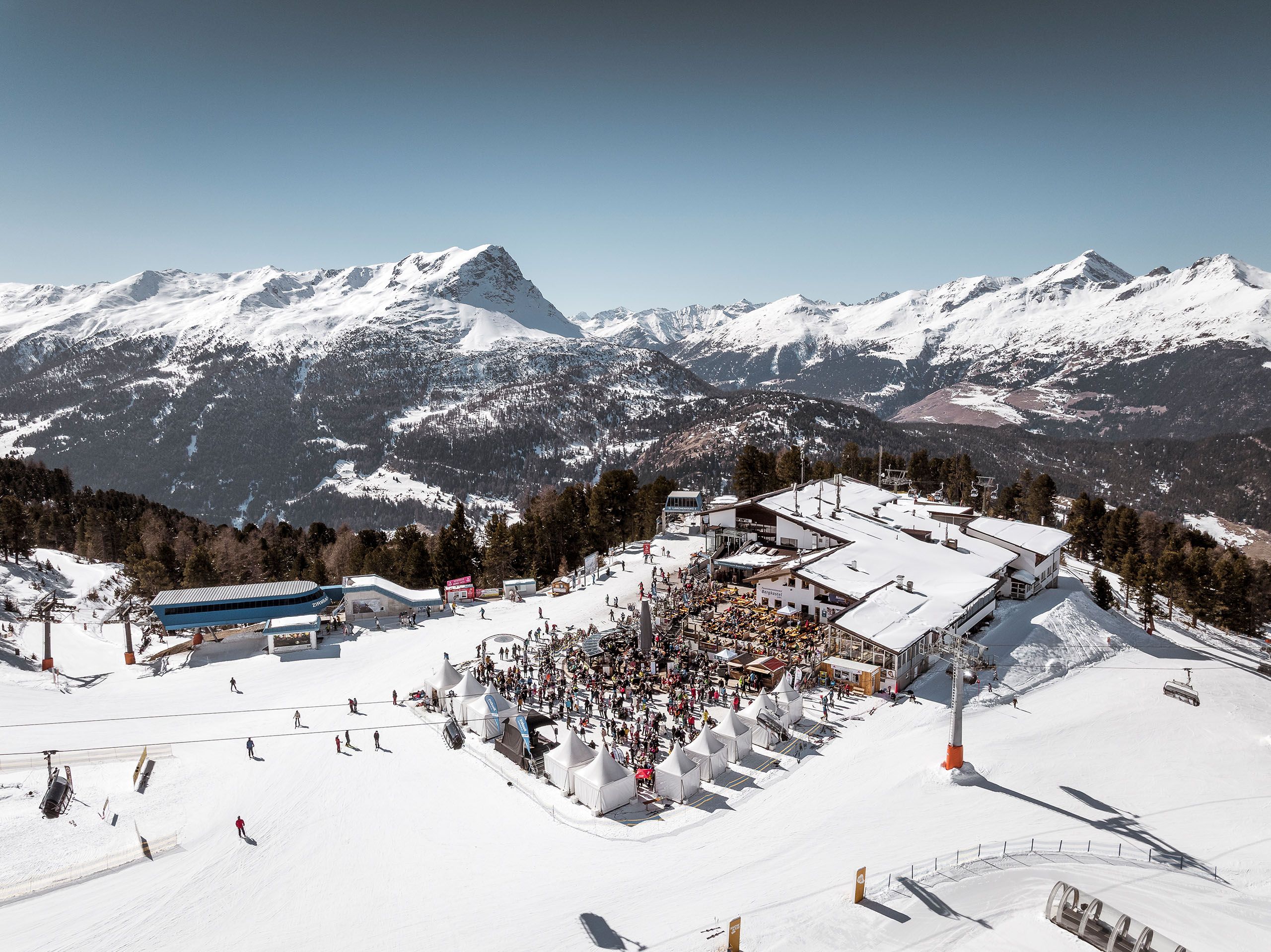 Winteropening an der Bergstation der Bergkastelbahn 