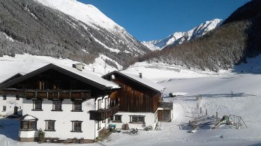 Berghof Winteransicht