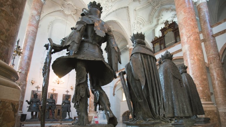 Hofkirche Innsbruck, © Innsbruck Tourismus/Roger Rovira