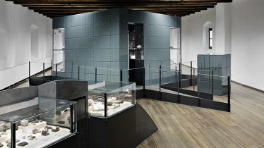 Geologische Fundstücke im Museum, © Tiroler Landesmuseen
