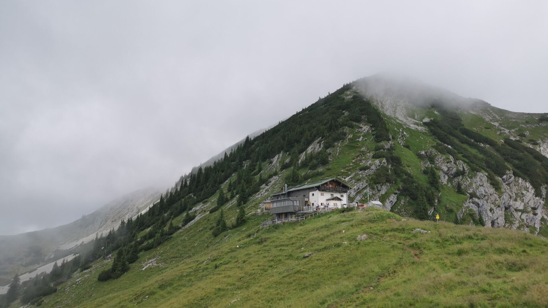 Tölzer Hütte im Karwendel