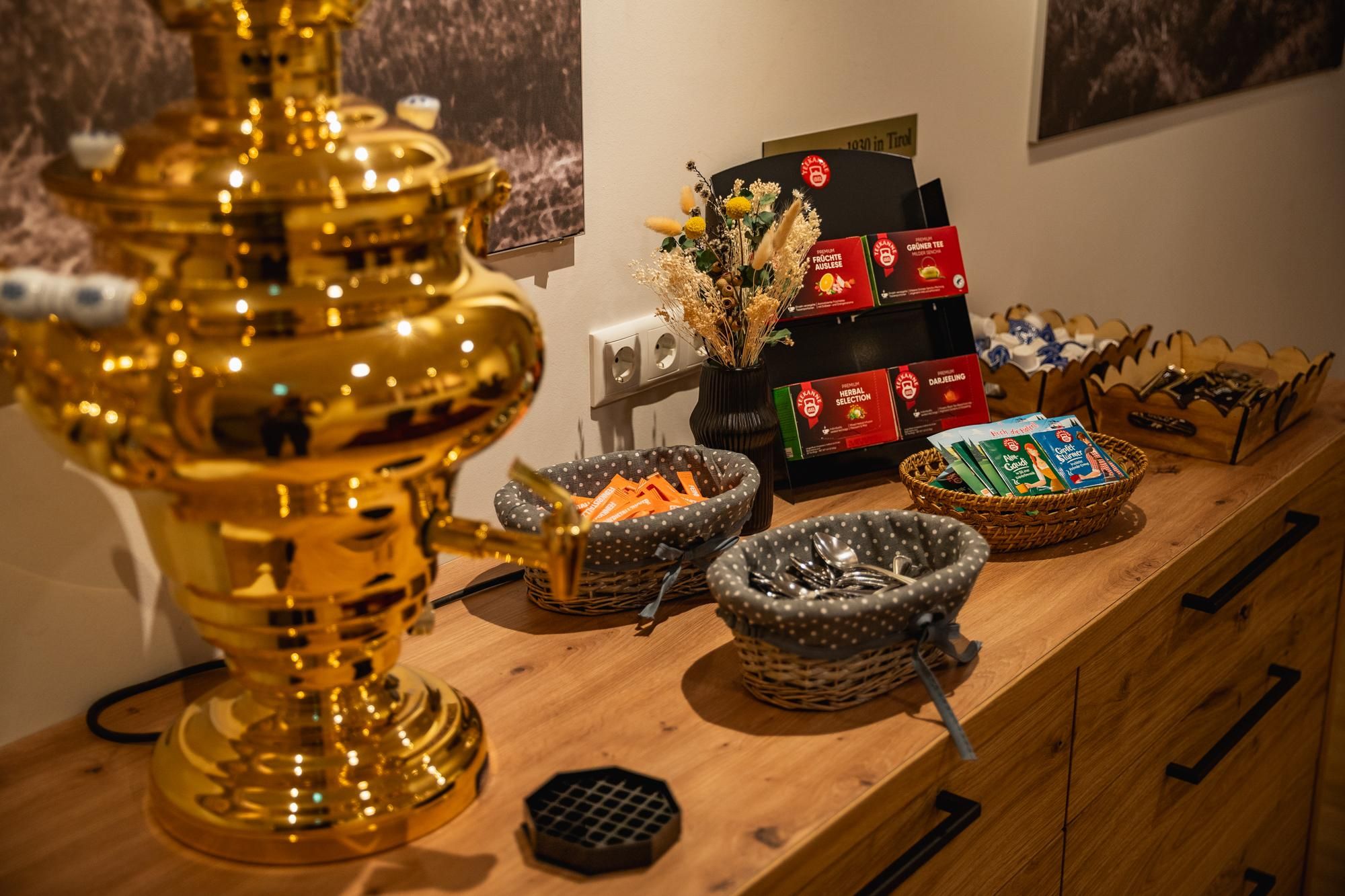 Kostenlose Kaffee- und Teebar - 24h für Sie geöffnet.