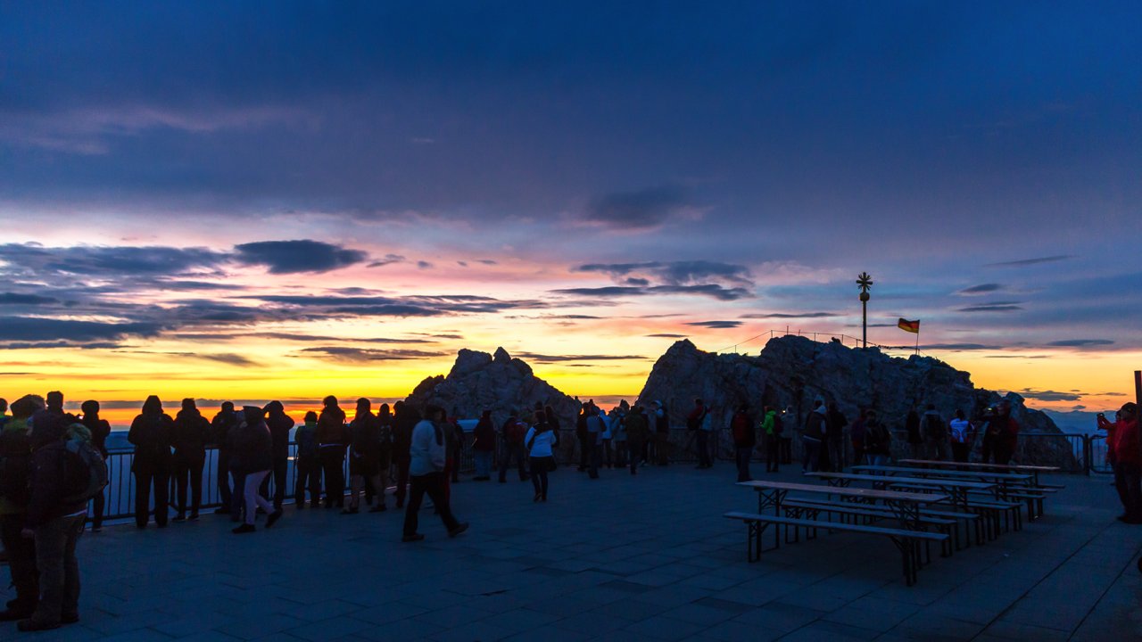 Sonnenaufgang auf der Zugspitze, © Tiroler Zugspitzbahn