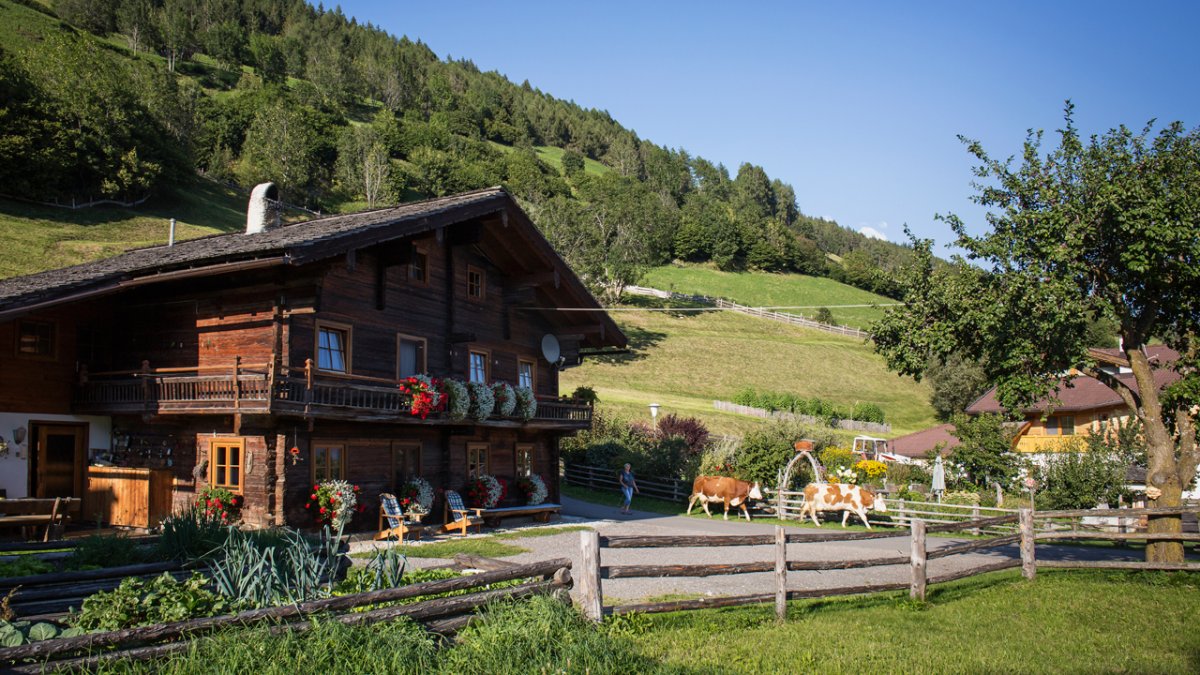             Mit seinen über 300 Jahren hat der Bartlerhof schon eine Menge erlebt.
, © Tirol Werbung/Lisa Hörterer