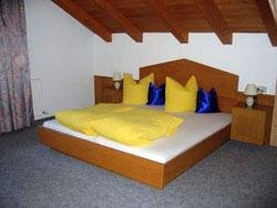 schlafzimmer2