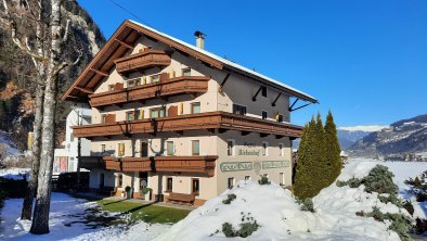 Birkenhof im Zillertal im Winter