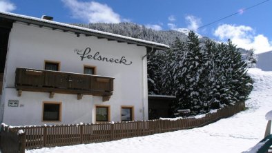 Haus Felsneck im Winter