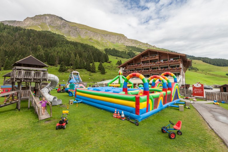 Hintertuxerhof - Abenteuerspielplatz, © Gletscherhotel Hintertuxerhof