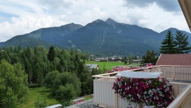 Ferienhaus Irene Seefeld Aussicht Sommer, © Loreck