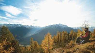 https://images.seekda.net/AT_UAB7-02-01-11/pitztal-im-herbst-c-tvb-pitztaljpg.jpg