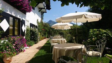 Frühstück im Garten, © Matthias Zimmermann