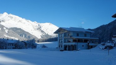 Haus Talblick im Winter