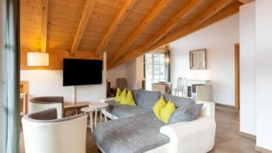 Luxury penthouse in Brixen im Thale with Parking, © bookingcom