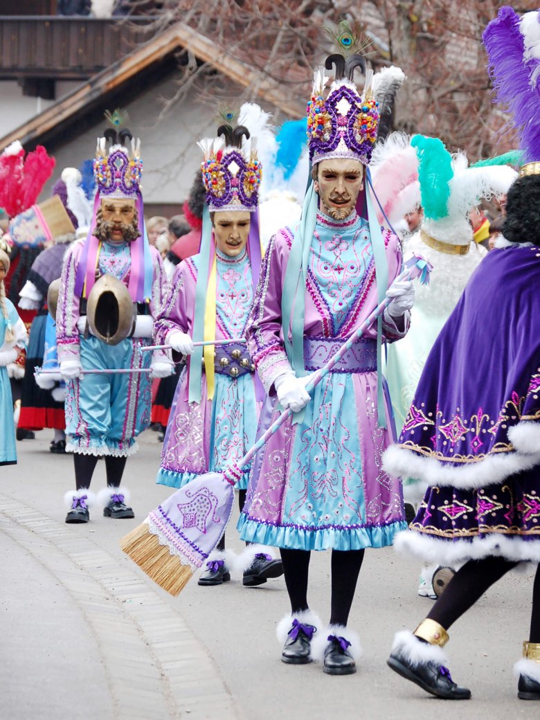 Scheller, Roller und Kehrer (v.l.n.r) bei der Nassereither Fasnacht