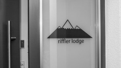 Entrance, © Riffler Lodge