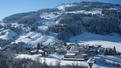 Ortsansicht Jochberg Winter (c) Kitzbühel Tourismu