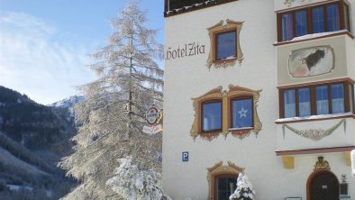 Winteraufnahmen aussen Hotel 2009 + Weihnachten 09