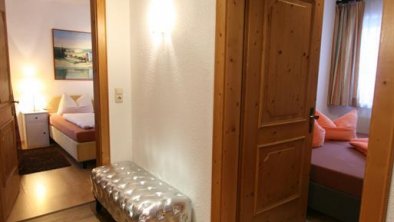 Haus Fankhauser Mayrhofen - Vorraum zu Zimmern