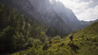 View looking into the Kaiserbachtal Valley, © Tirol Werbung/Monika Höfler