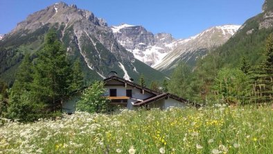 Haus Waldner in Obernberg im Sommer