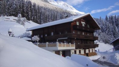 Haus Alpenfrieden in den Wintermonaten