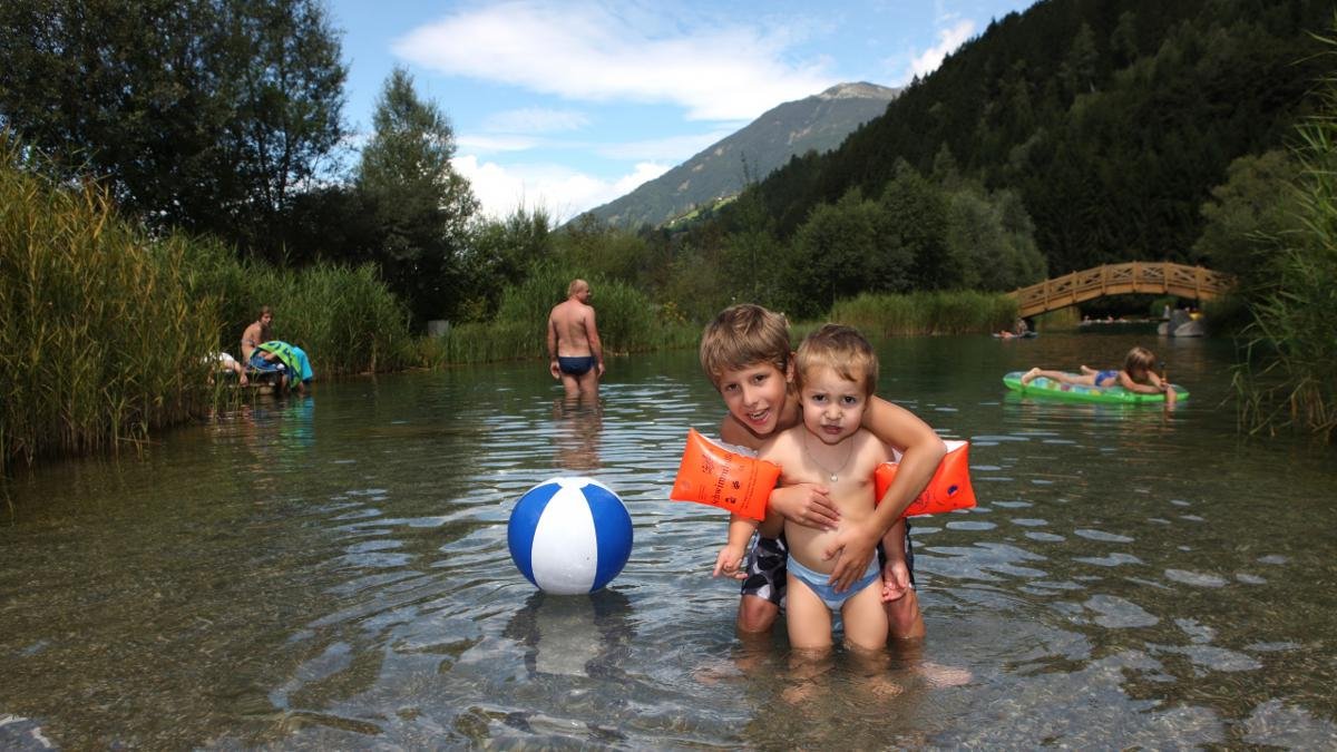 In der Freizeitanlage Aufenfeld vergeht ein Ferientag wie im Flug – speziell für Familien, die die doch sehr unterschiedlichen Bedürfnisse von Erwachsenen, kleinen Kindern und Jugendlichen unter einen Hut bringen müssen., © Camping Aufenfeld