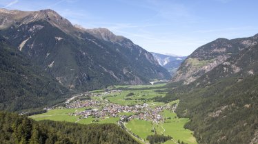 Umhausen im Sommer, © Ötztal Tourismus/Lukas Ennemoser