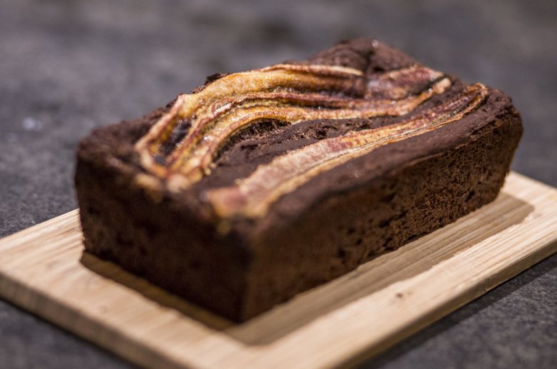 Das Bananen-Kidneybohnen-Brot zeichnet sich nicht nur durch seinen Geschmack, sondern auch durch seine saftige Konsistenz aus.