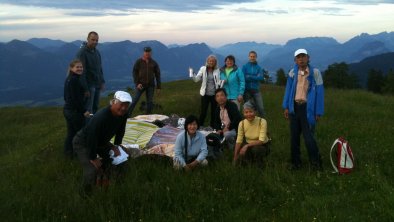 Picknick zum Sonnenuntergang, © Leo Meixner